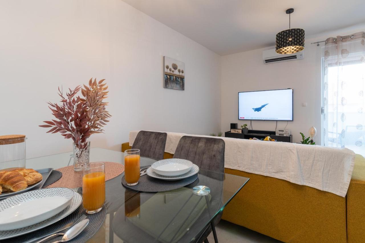 Kamarin Apartment Trogir Kültér fotó
