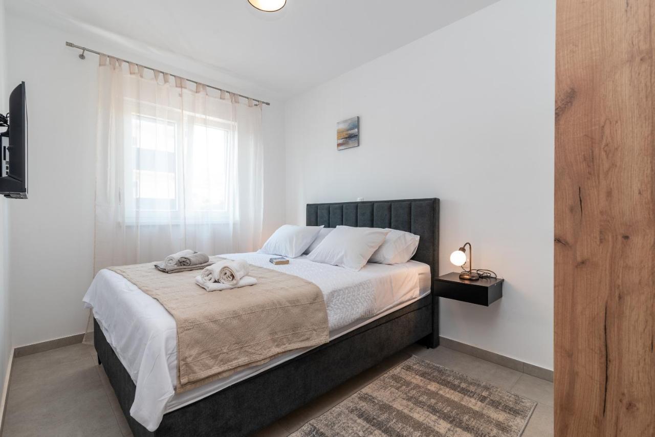 Kamarin Apartment Trogir Kültér fotó