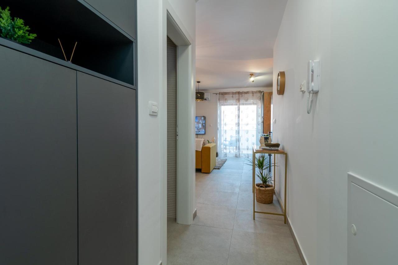 Kamarin Apartment Trogir Kültér fotó